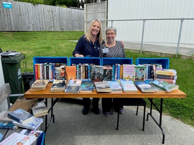 Pop up library service