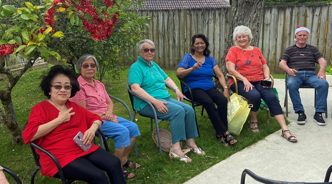 Glenfield’s Bentley Court tenants enjoyed their Christmas party in the garden.